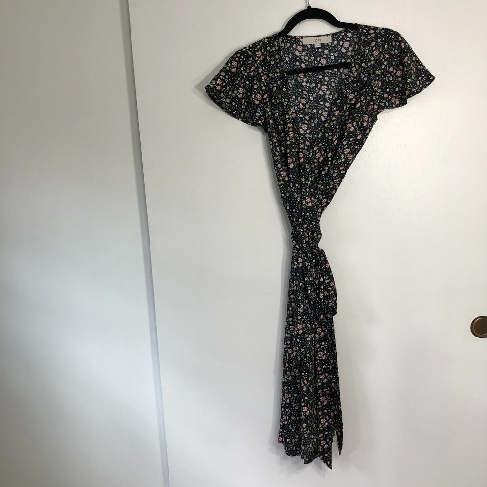 Ann Taylor LOFT Casual Dress